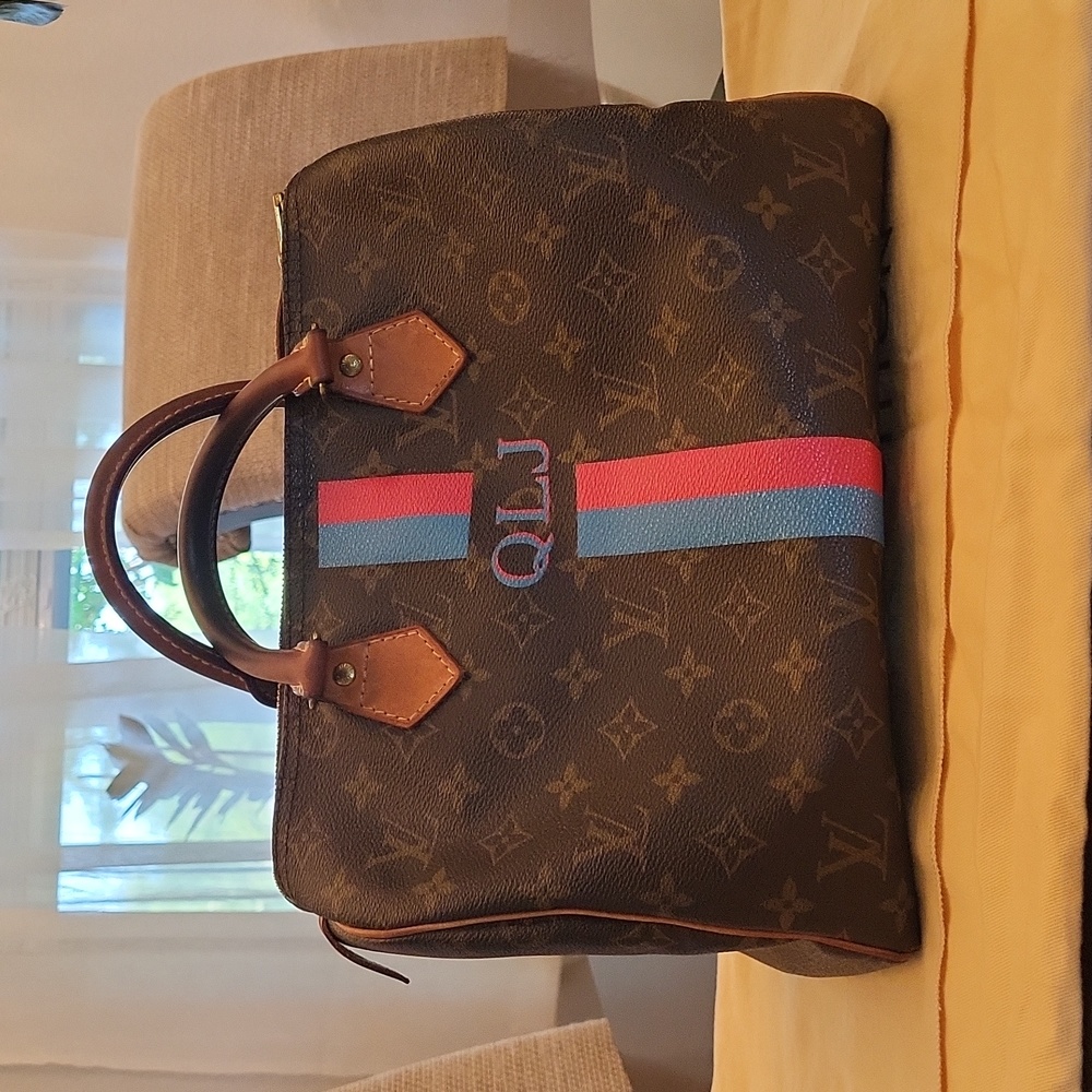 Louis Vuitton Speedy